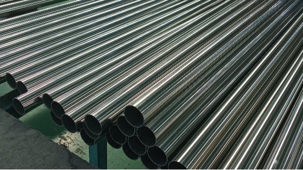 304����ֺ����͸�ʴ��