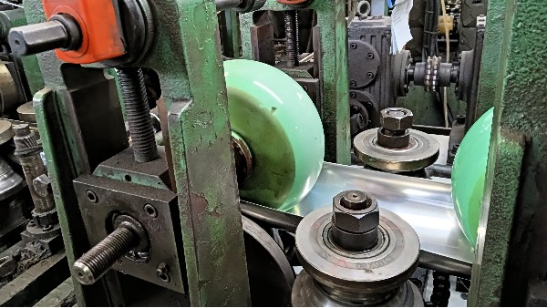 ����Դ�����ҵ����ֹ�Ӧ��������