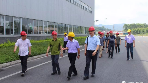 ����������ѧר�ҽ���ݰ�ٲ�����ԵMG-�й��ٷ���վ����ֹܹ�������