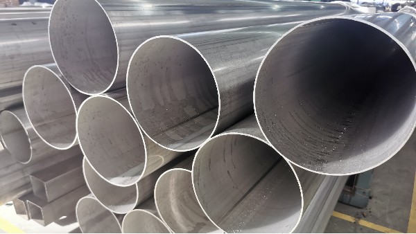 ��ھ�304�ֹ�����ֽҵ������Ӣ��