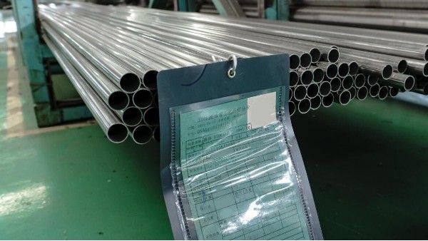 304����ְ�ܵĹ���ͷǱ������