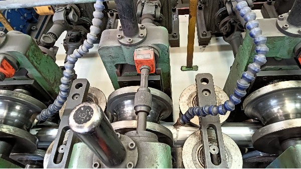 ����ֺ������޷�ܼ۸����֮�գ�